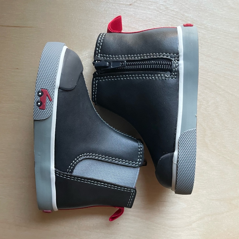 See Kai Run Kirby Boots Toddler Size 5